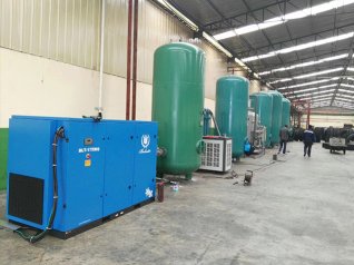 乌马河通用储气罐-赛轮金宇轮胎使用现场
